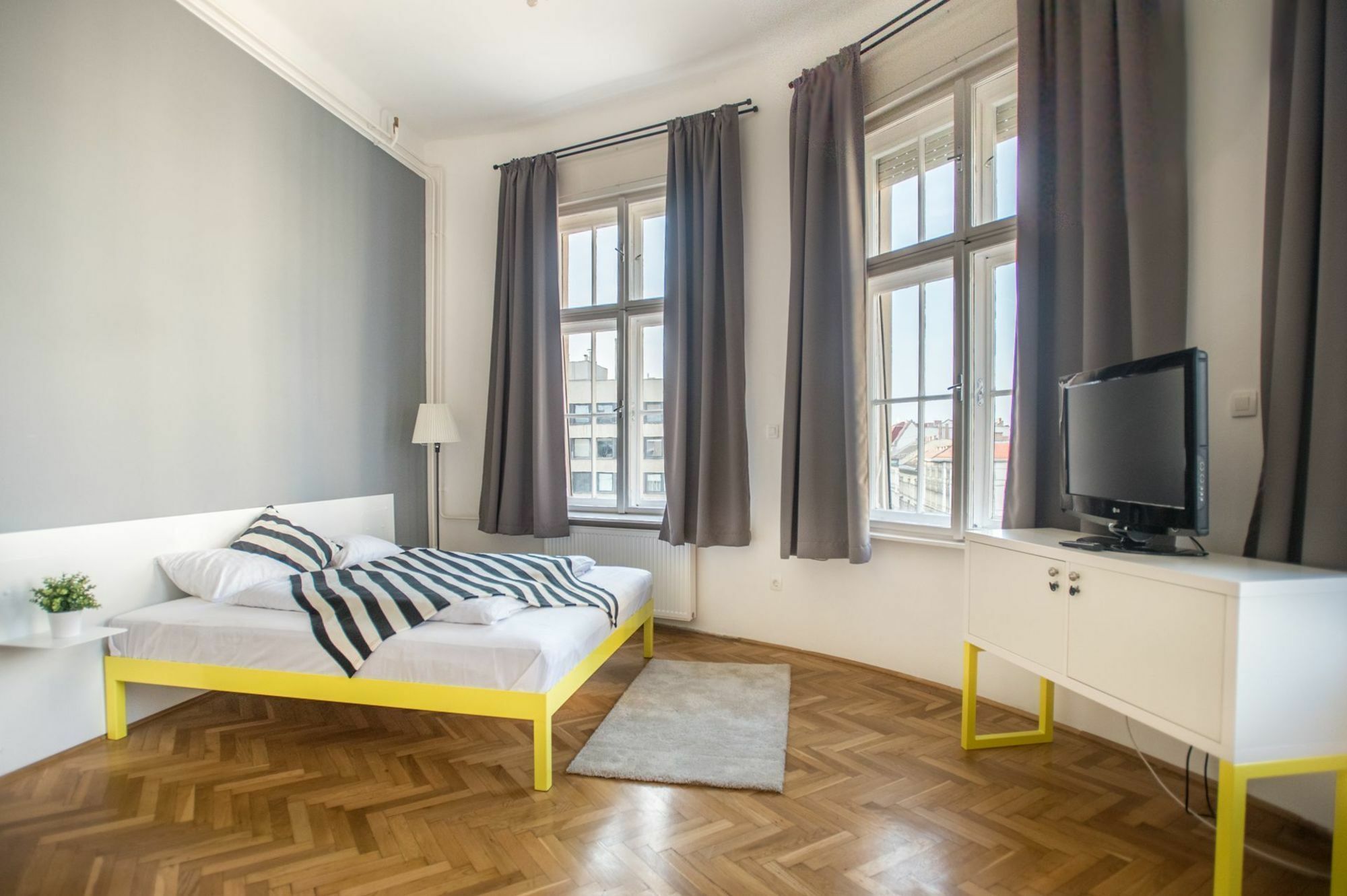The Magazine Hotel & Apartments Budapest Luaran gambar